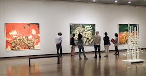 「特集 群像―交錯する声」展　フロアレクチャーの様子