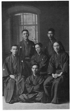 後列左より:中井宗太郎(顧問)、榊原紫峰/中列左より:村上華岳、野長瀬晩花、土田麦僊/前列:小野竹喬