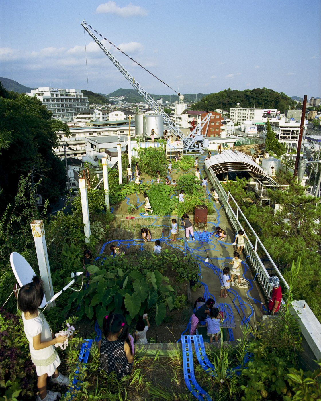 パラモデル　パラモデリック・グラフィティ（沢田マンションの屋上庭園）　2007年　当館蔵　(c)paramodel/  Photo: yasuhiko hayashi