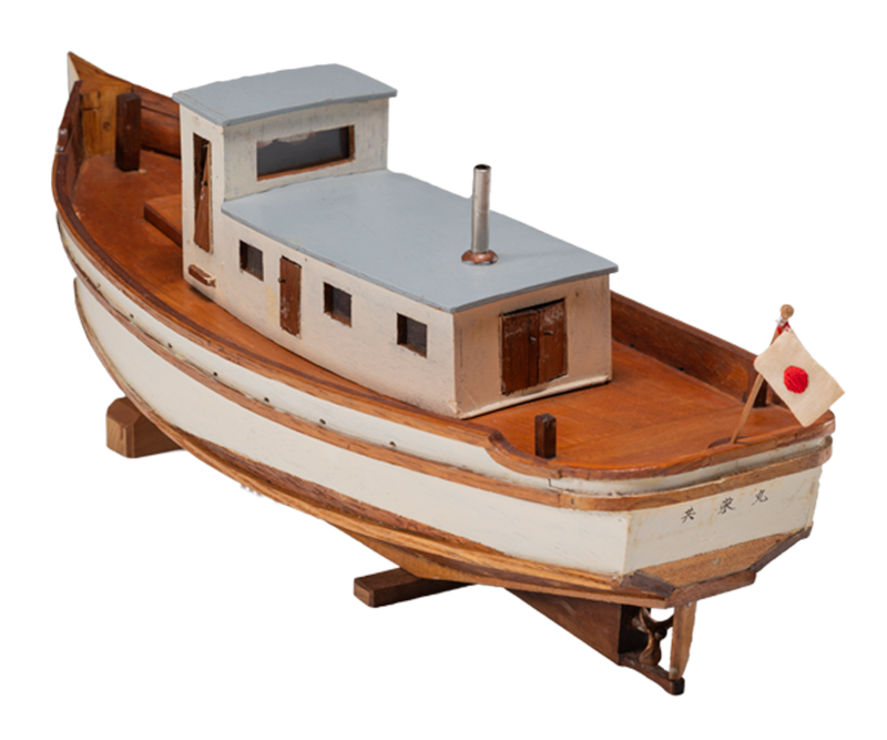 森本幸夫　共栄丸模型　1921‒41年　木　太地町歴史資料室蔵 | Yukio Morimoto, Model of “Kyōei-maru” Fish Boat, 1921–41, Wood, Taiji Historical Archives.
*Gift of Yukio Morimoto