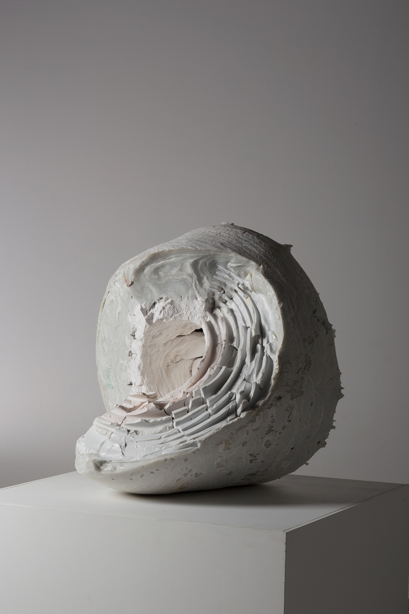 西田潤《No.3-A 絶》2001(平成13) 当館蔵